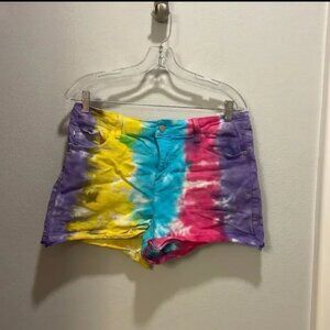 JUDY Blue woman’s Tie die shorts